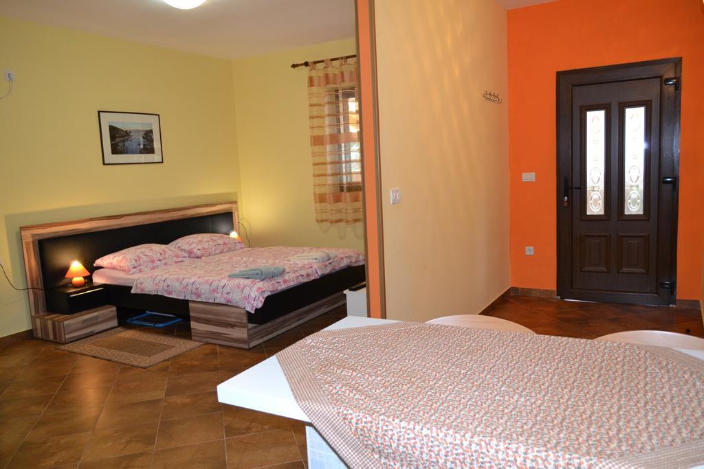 Abba Apartments Мали-Лошинь Экстерьер фото