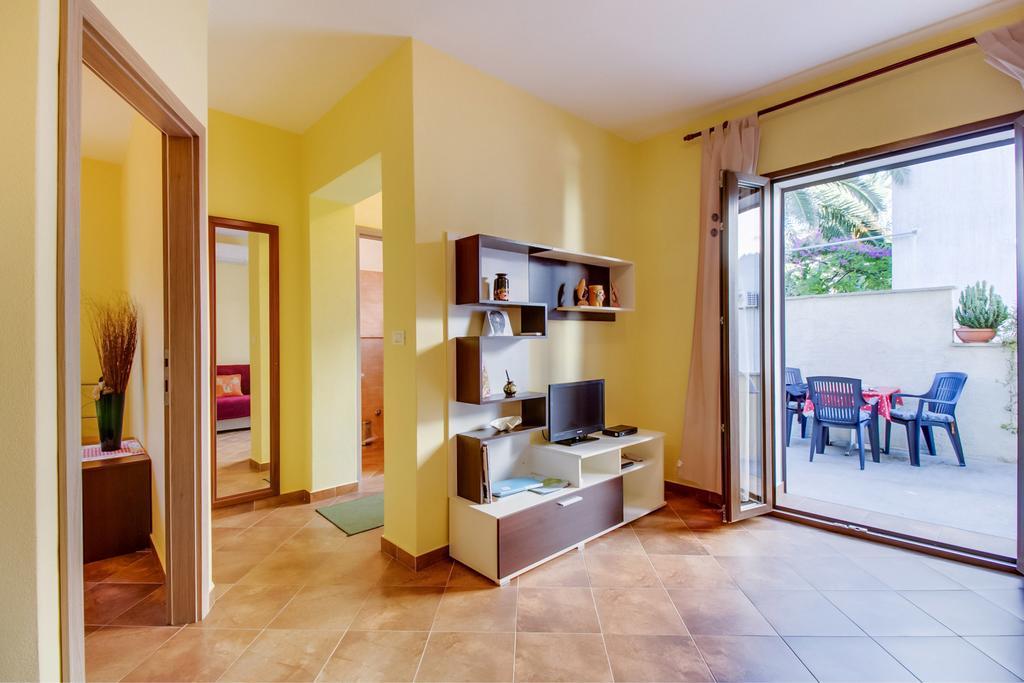 Abba Apartments Мали-Лошинь Экстерьер фото