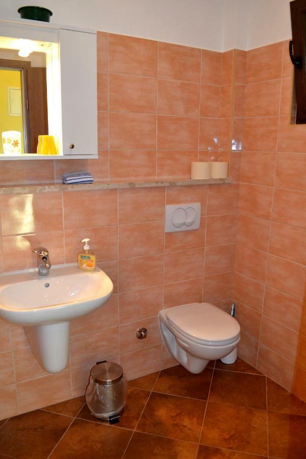 Abba Apartments Мали-Лошинь Экстерьер фото