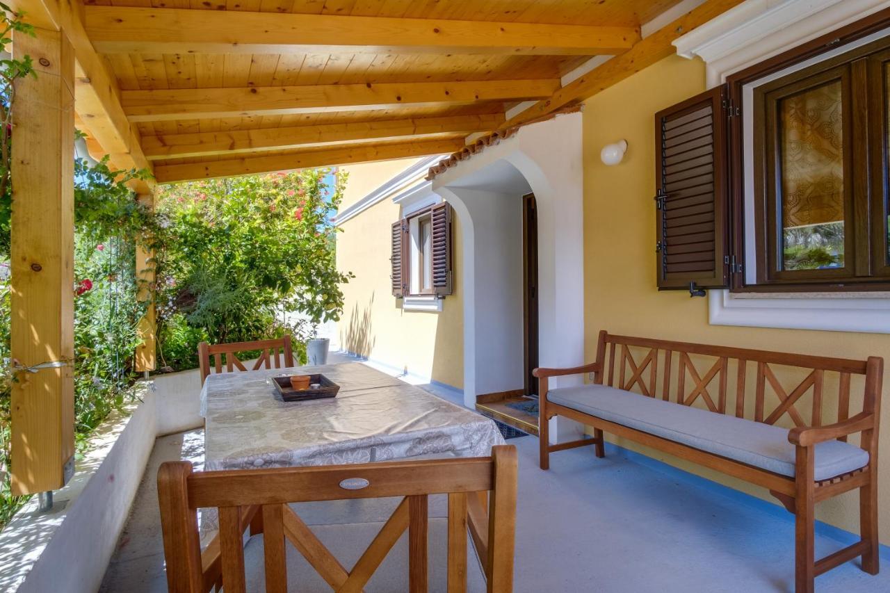 Abba Apartments Мали-Лошинь Экстерьер фото