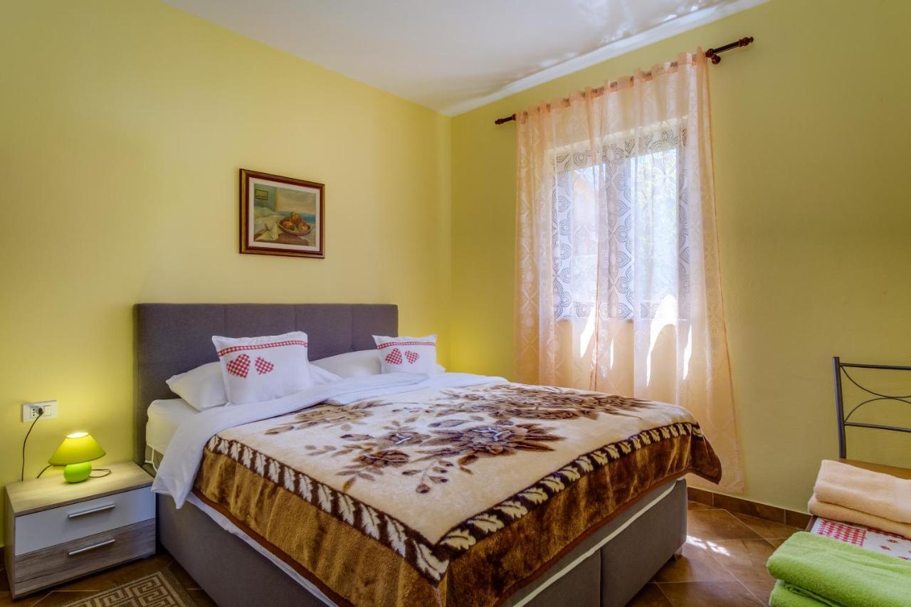Abba Apartments Мали-Лошинь Экстерьер фото