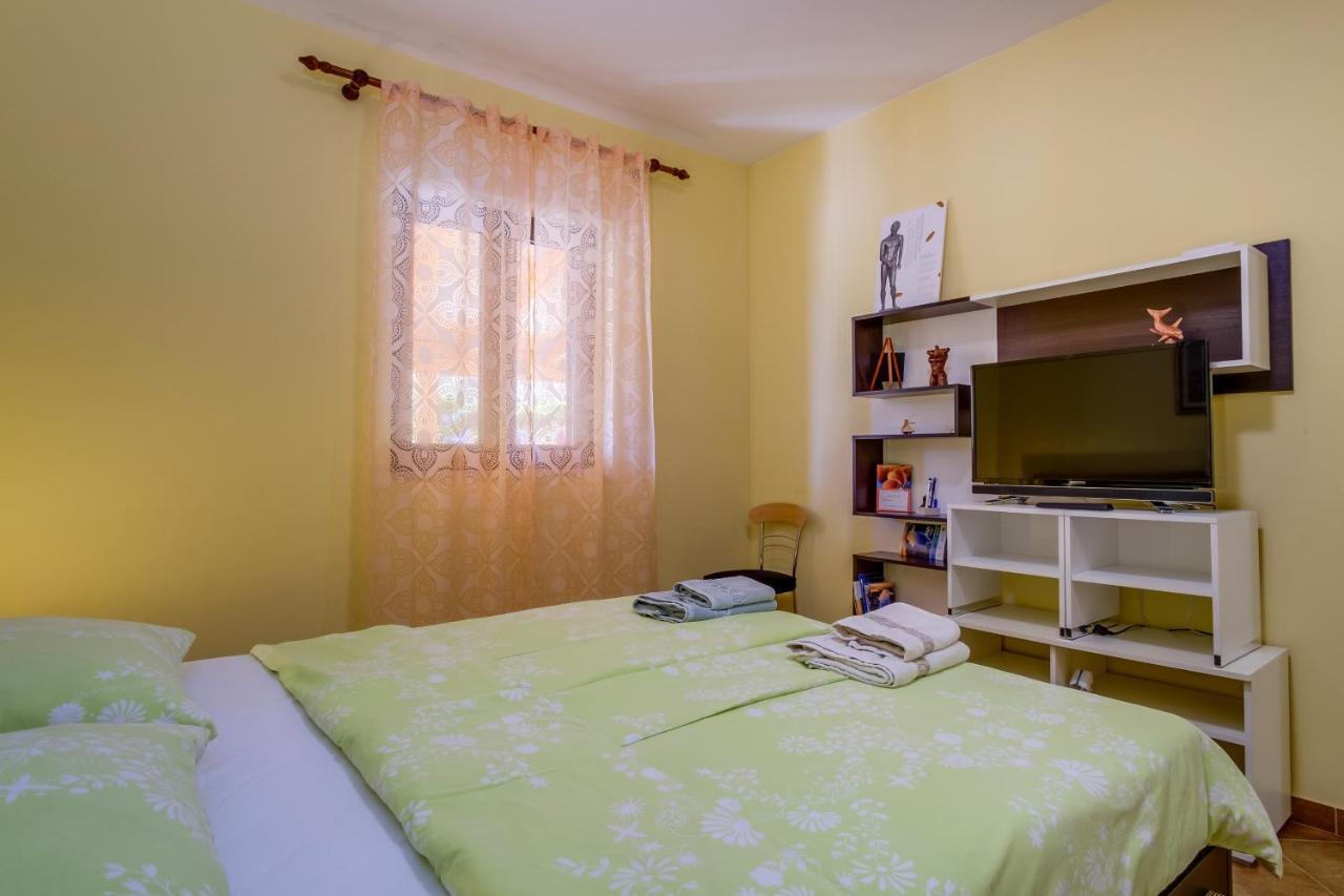Abba Apartments Мали-Лошинь Экстерьер фото